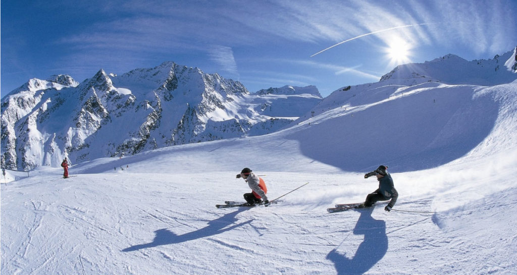 skiing-in-auli